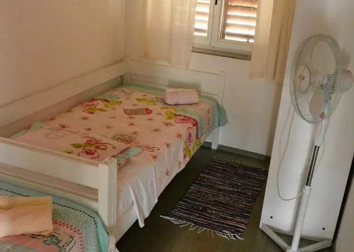 Klara Apartman Murter